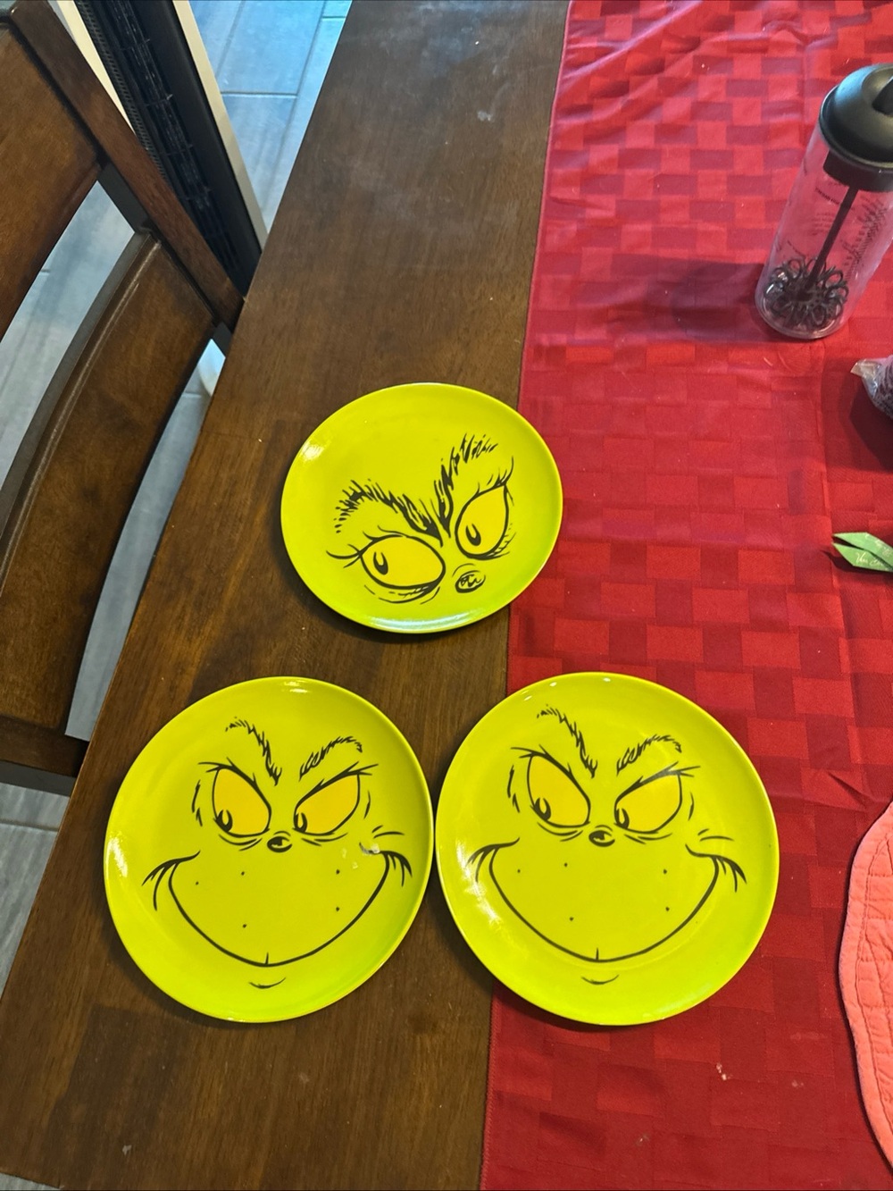 Yellow Grinch Face Dessert Plates - Set of 3